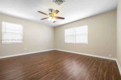 100 Huron Avenue Tampa FL 33606