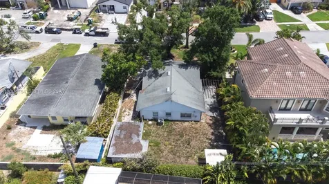 100 Huron Avenue Tampa FL 33606