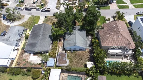 100 Huron Avenue Tampa FL 33606