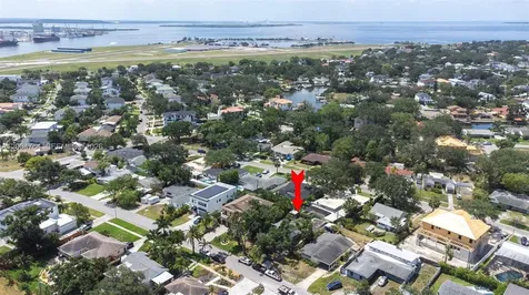 100 Huron Avenue Tampa FL 33606