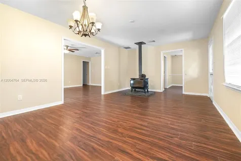 100 Huron Avenue Tampa FL 33606