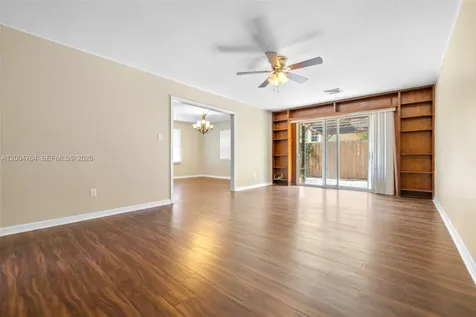 100 Huron Avenue Tampa FL 33606