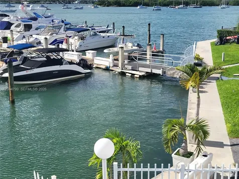 7904 West Drive North Bay Village FL 33141