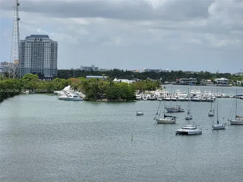 7904 West Drive North Bay Village FL 33141