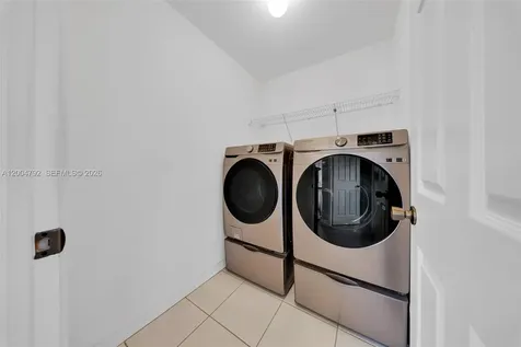 8906 SW 221st Terrace Cutler Bay FL 33190