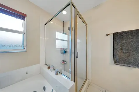 8906 SW 221st Terrace Cutler Bay FL 33190