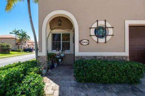 8906 SW 221st Terrace Cutler Bay FL 33190