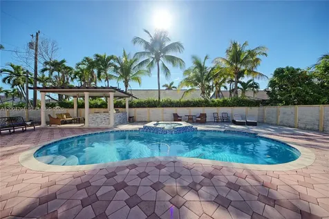 3190 SW 133rd Court Miami FL 33175