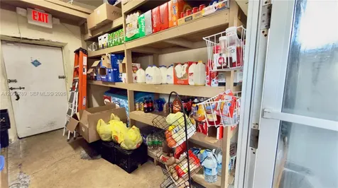 Farm Store Coral Gables Miami FL 33134
