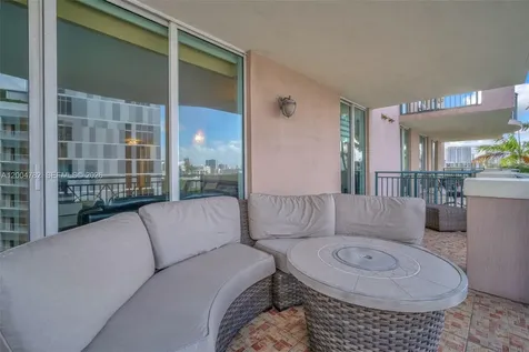 17555 Atlantic Boulevard Sunny Isles Beach FL 33160