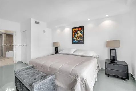 17555 Atlantic Boulevard Sunny Isles Beach FL 33160