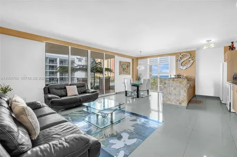 17555 Atlantic Boulevard Sunny Isles Beach FL 33160