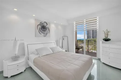 17555 Atlantic Boulevard Sunny Isles Beach FL 33160
