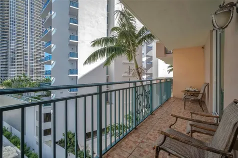 17555 Atlantic Boulevard Sunny Isles Beach FL 33160