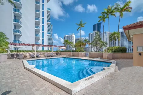 17555 Atlantic Boulevard Sunny Isles Beach FL 33160