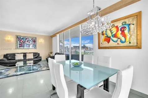 17555 Atlantic Boulevard Sunny Isles Beach FL 33160