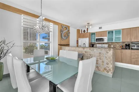 17555 Atlantic Boulevard Sunny Isles Beach FL 33160