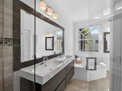 875 Savannah Falls Drive Weston FL 33327