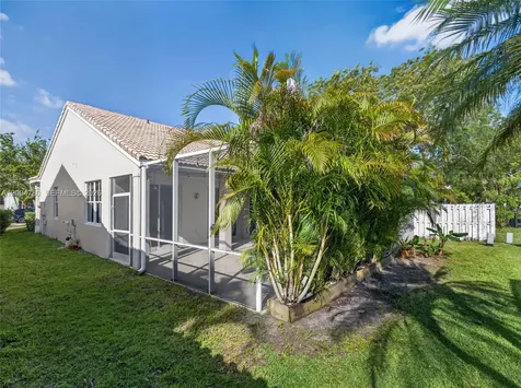 875 Savannah Falls Drive Weston FL 33327