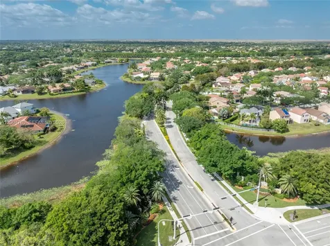 875 Savannah Falls Drive Weston FL 33327