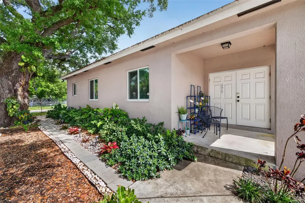 375 NW 28th Avenue Fort Lauderdale FL 33311