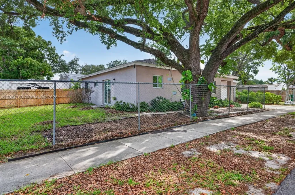 375 NW 28th Avenue Fort Lauderdale FL 33311