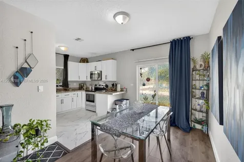 375 NW 28th Avenue Fort Lauderdale FL 33311