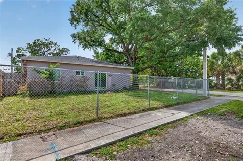 375 NW 28th Avenue Fort Lauderdale FL 33311