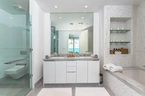 16901 Collins Avenue Sunny Isles Beach FL 33160