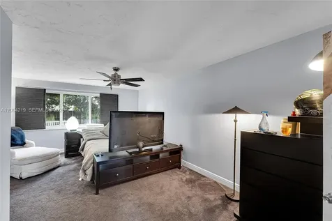 8370 NW 185th Street Hialeah FL 33015