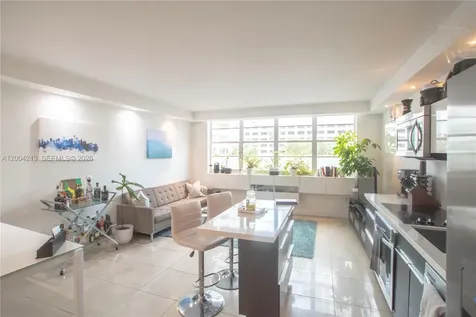 801 Brickell Bay Drive Miami FL 33131