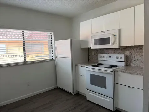 6370 W 27th Court Hialeah FL 33016