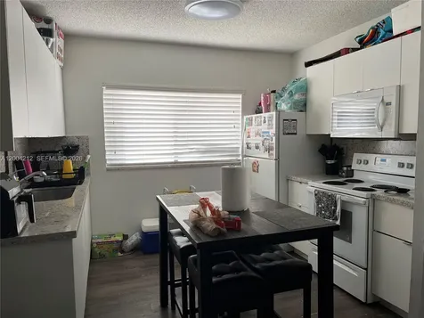 6370 W 27th Court Hialeah FL 33016