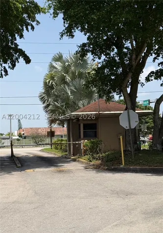 6370 W 27th Court Hialeah FL 33016
