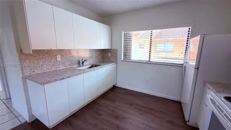 6370 W 27th Court Hialeah FL 33016