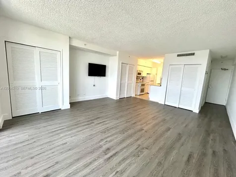 1500 Bay Road Miami Beach FL 33139