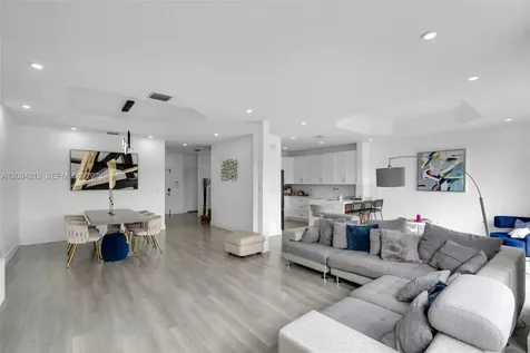 11462 NW 69th Terrace Doral FL 33178