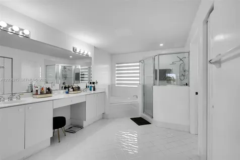 11462 NW 69th Terrace Doral FL 33178