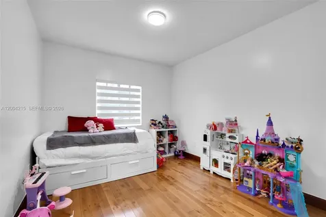 11462 NW 69th Terrace Doral FL 33178
