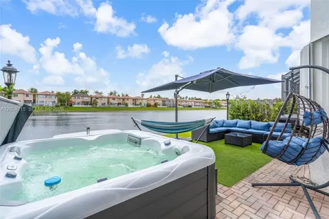 11462 NW 69th Terrace Doral FL 33178