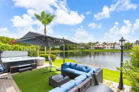 11462 NW 69th Terrace Doral FL 33178