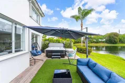 11462 NW 69th Terrace Doral FL 33178