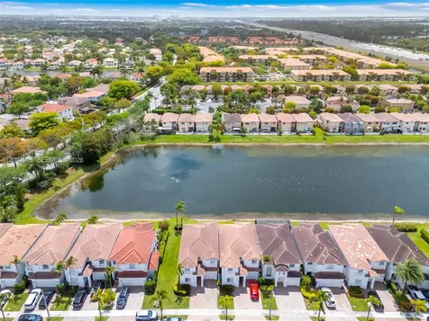11462 NW 69th Terrace Doral FL 33178