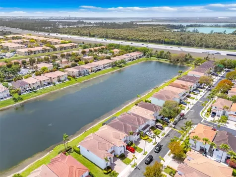 11462 NW 69th Terrace Doral FL 33178