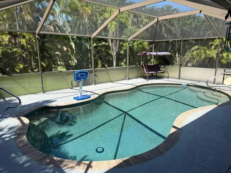 1325 SW 28th Cape Coral FL 33914