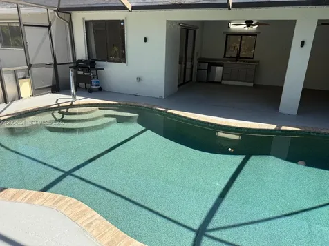 1325 SW 28th Cape Coral FL 33914