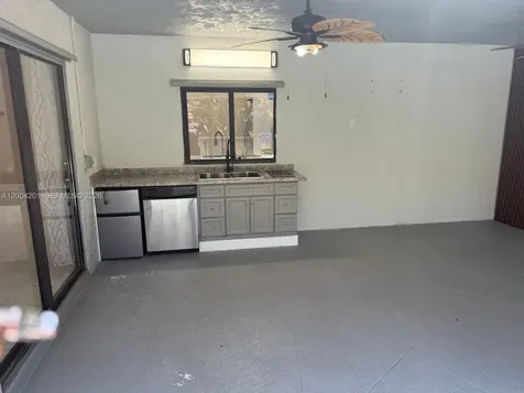 1325 SW 28th Cape Coral FL 33914