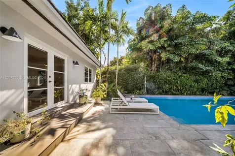 1010 Placetas Avenue Coral Gables FL 33146