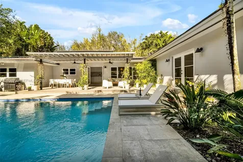 1010 Placetas Avenue Coral Gables FL 33146