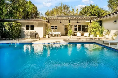 1010 Placetas Avenue Coral Gables FL 33146